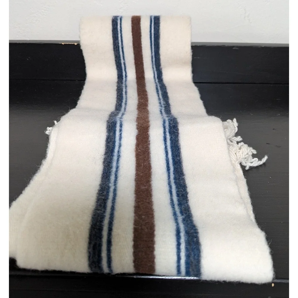 Gender‎ Neutral 100 % Wool Scarf Cream/Blue/Brown w/Tassel Fringe